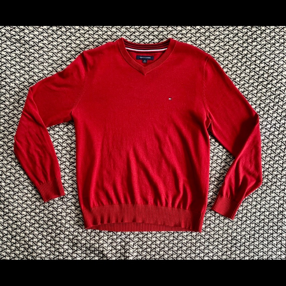 Red Tommy Hilfiger V-neck sweater EUC